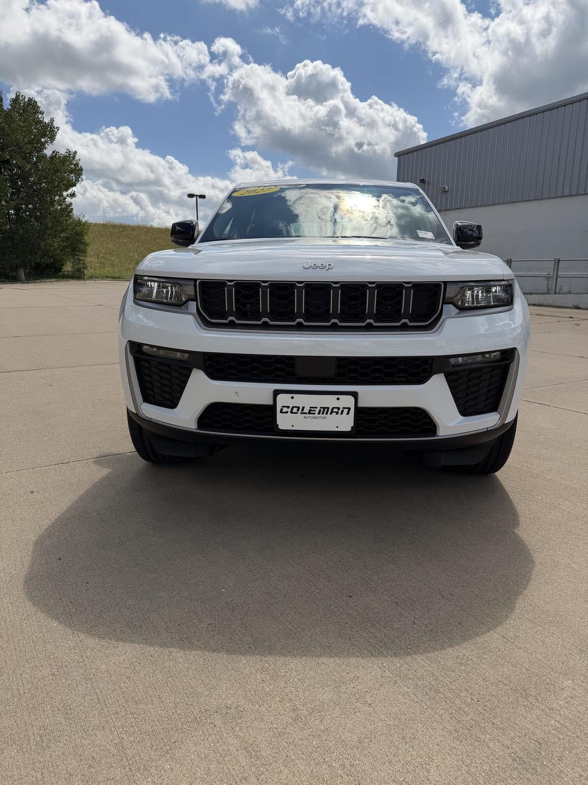 2027 Jeep Grand Cherokee LIMITED 4X4 33