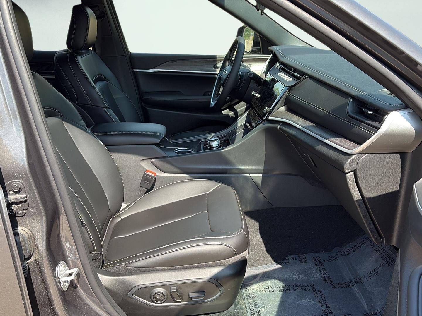2026 Jeep Grand Cherokee Limited 3