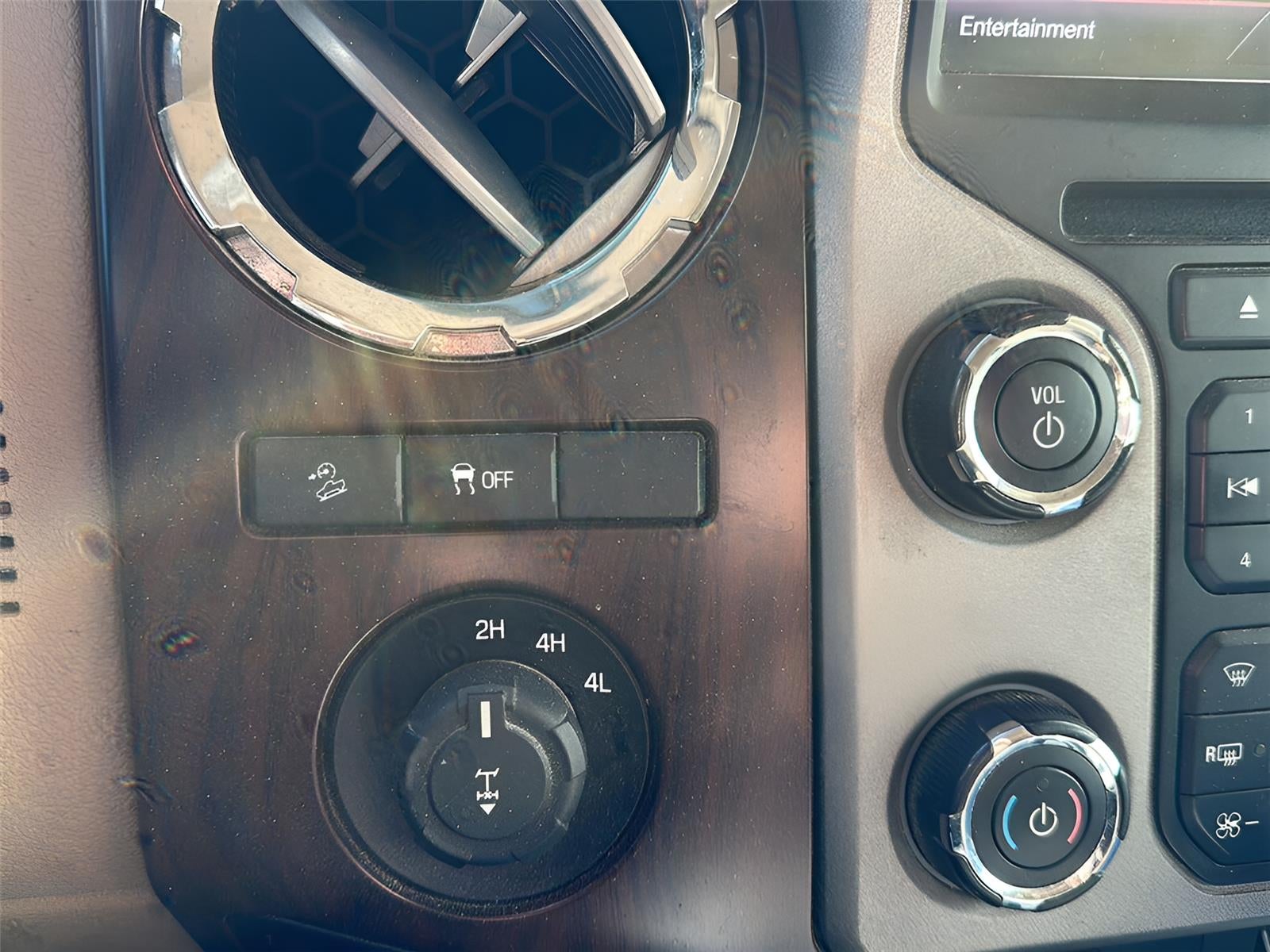 2013 Ford F 250 Lariat 10