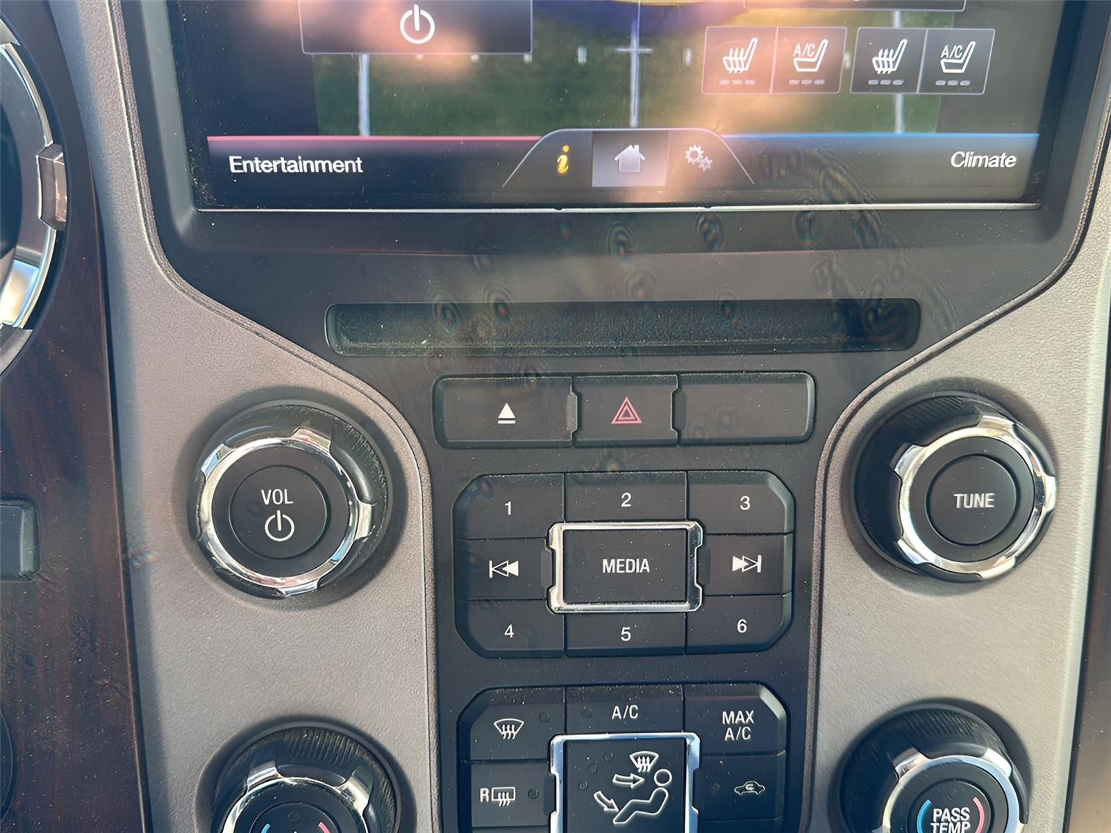2013 Ford F 250 Lariat 9