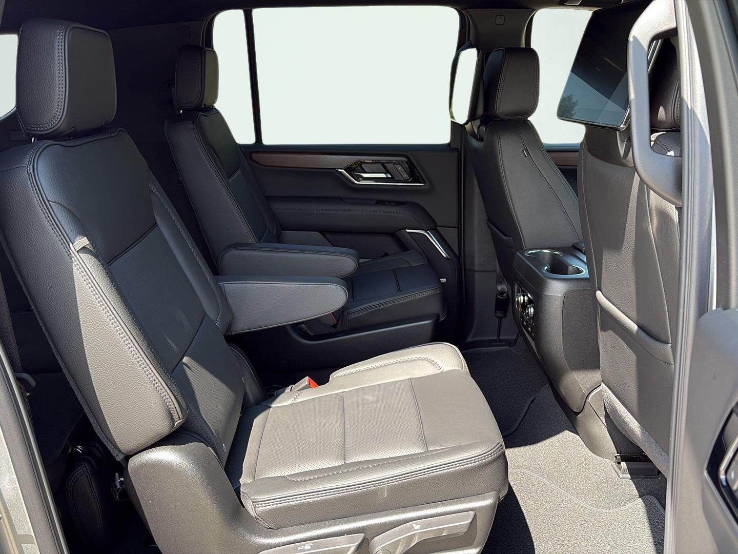 2026 GMC Yukon XL Denali 5