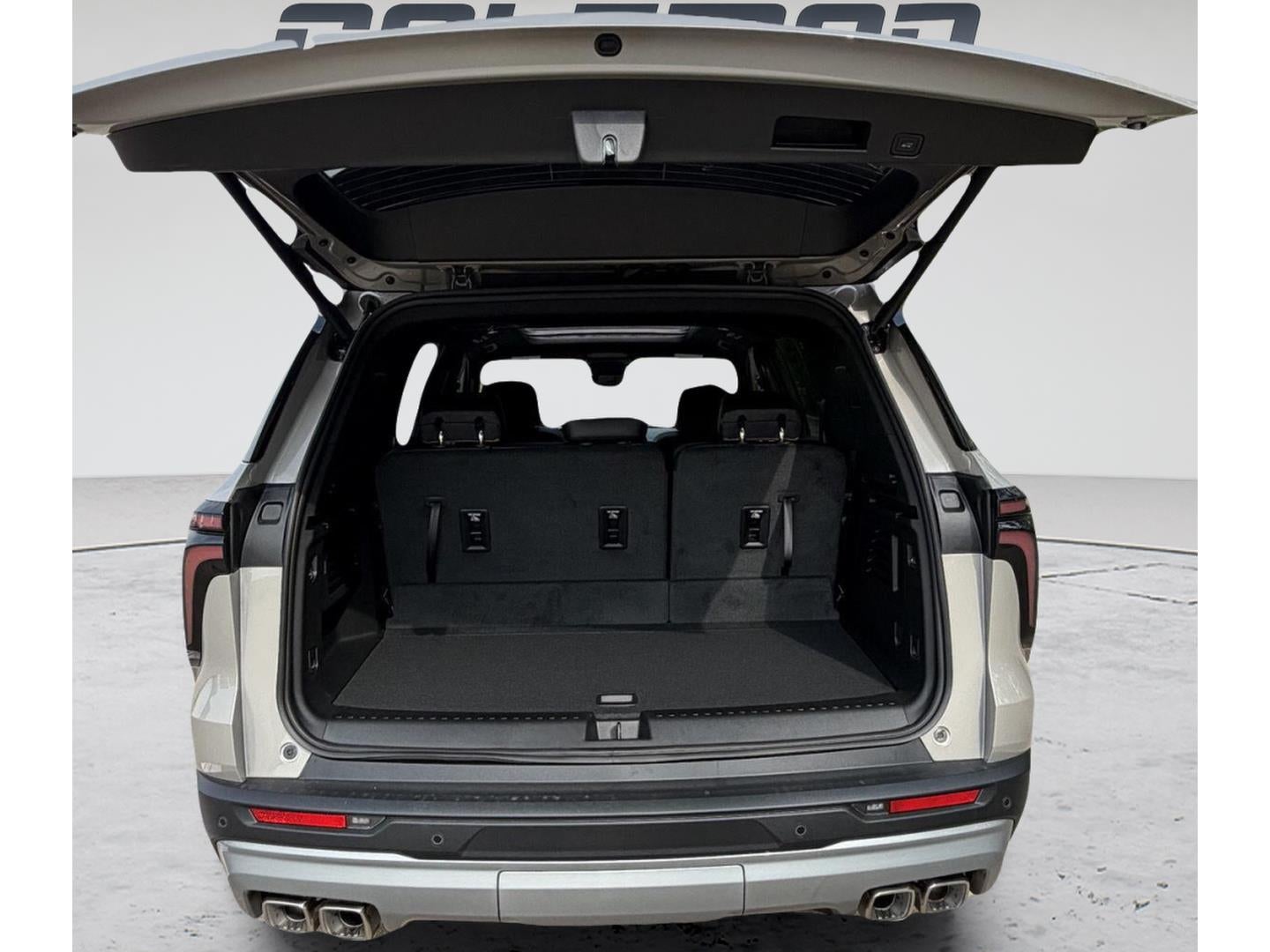 2027 Chevrolet Traverse AWD Z71 17