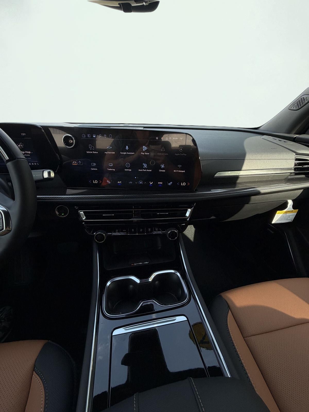 2027 Chevrolet Traverse AWD Z71 6