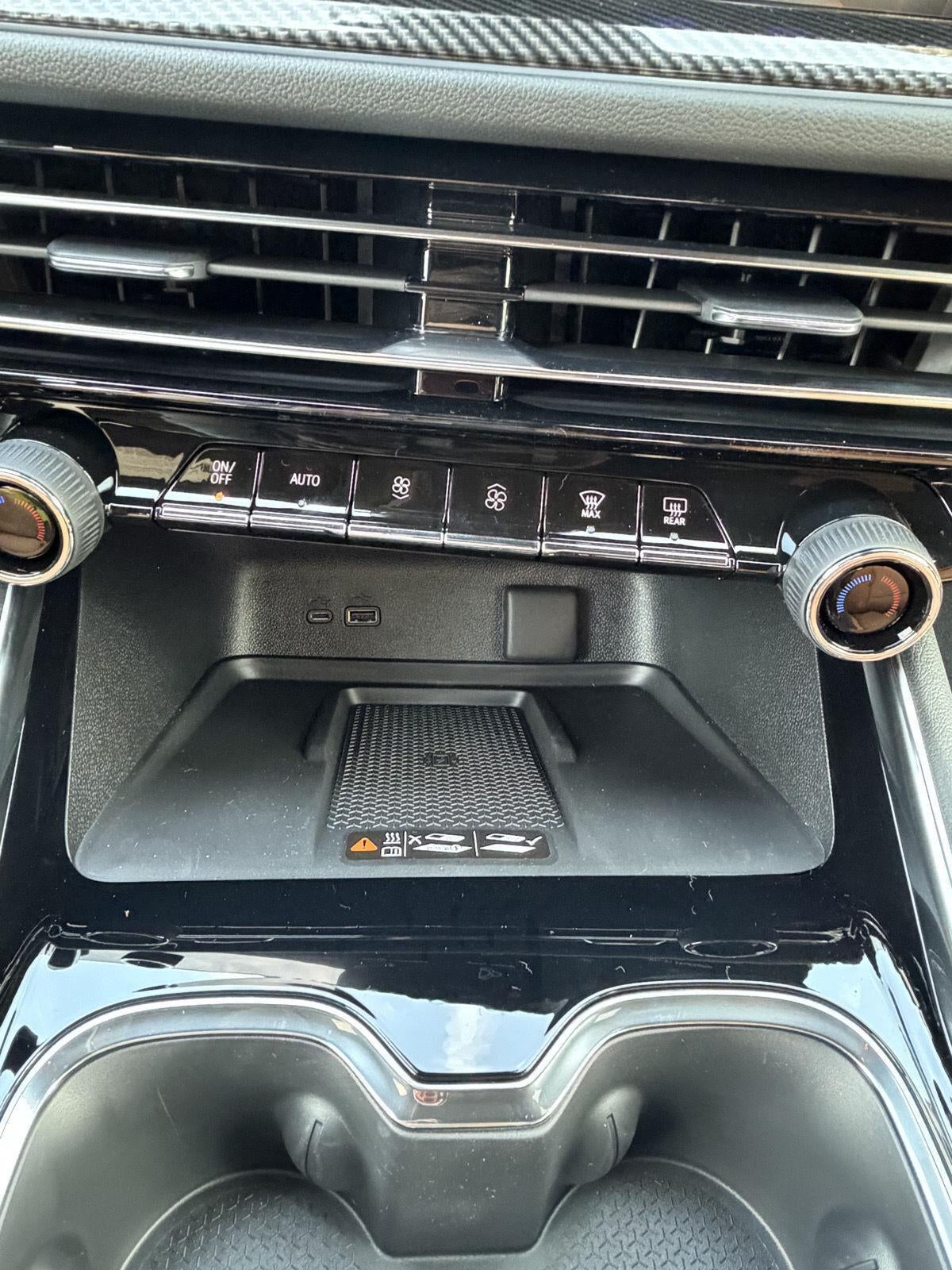 2027 Chevrolet Traverse AWD Z71 7
