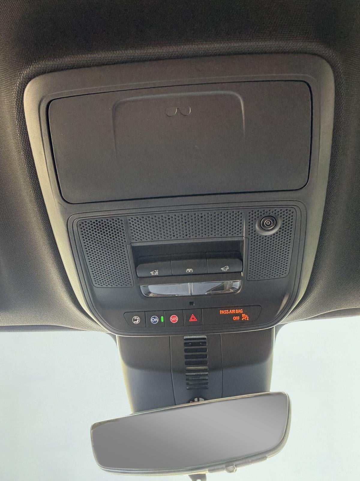 2027 Chevrolet Traverse AWD Z71 8