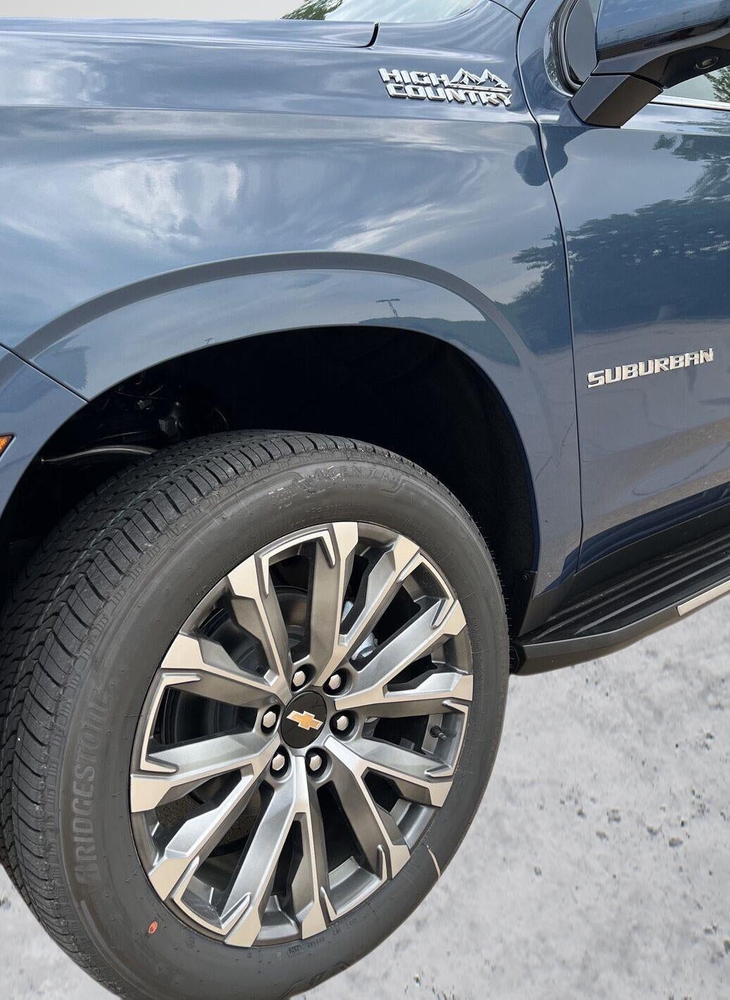 2026 Chevrolet Suburban High Country 21