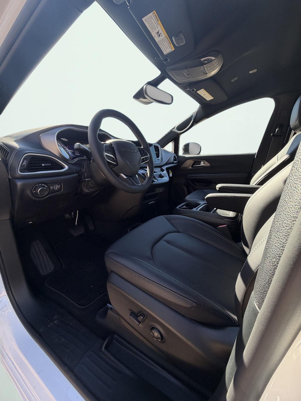 2027 Chrysler PACIFICA SELECT 7