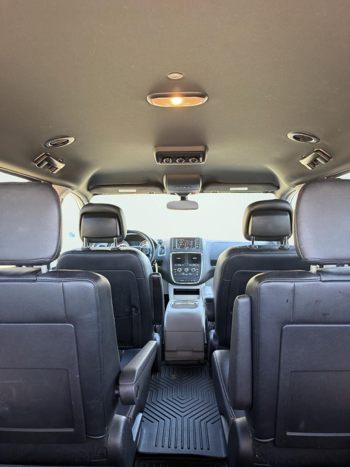 2019 Dodge Grand Caravan SXT 17