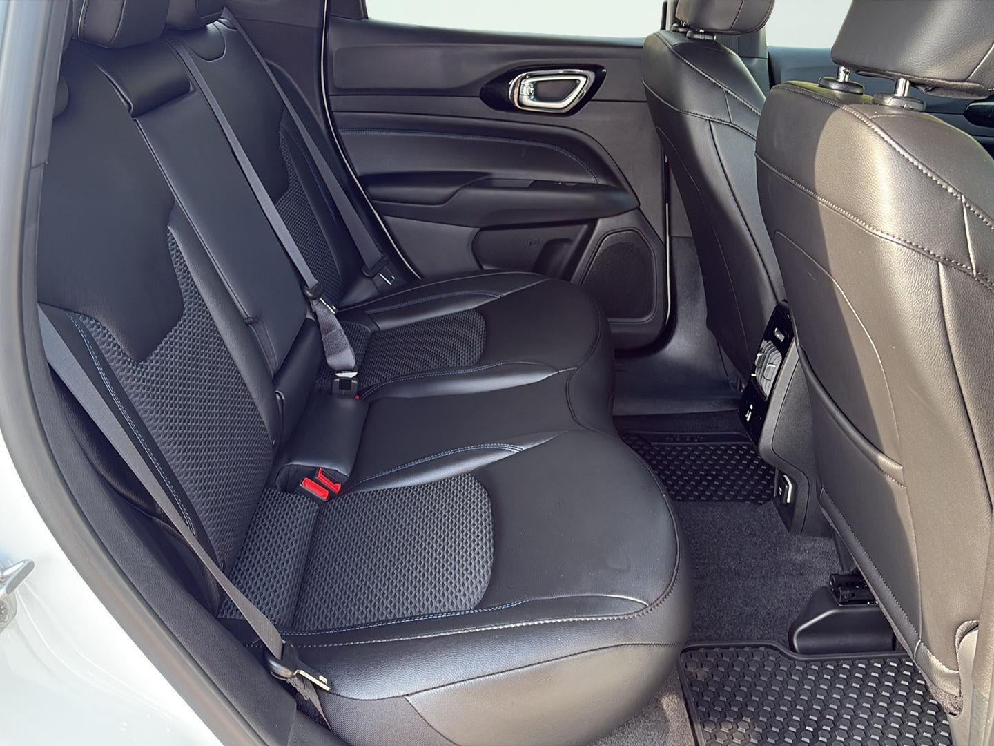 2026 Jeep Compass Latitude Altitude 6