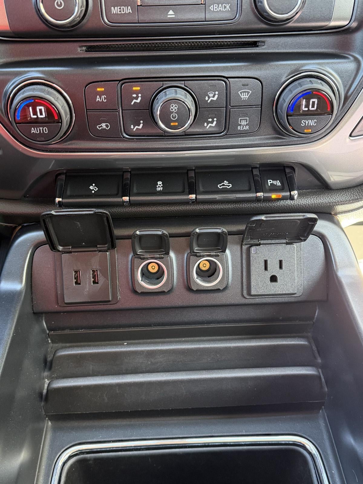 2018 Chevrolet Silverado 1500 LTZ 9