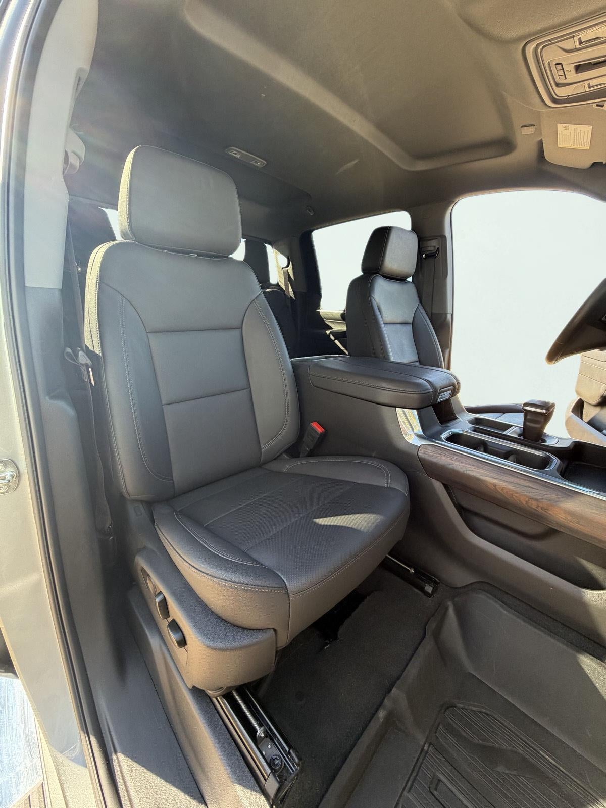 2025 GMC Sierra 1500 4WD Crew Cab Short Box SLT 10