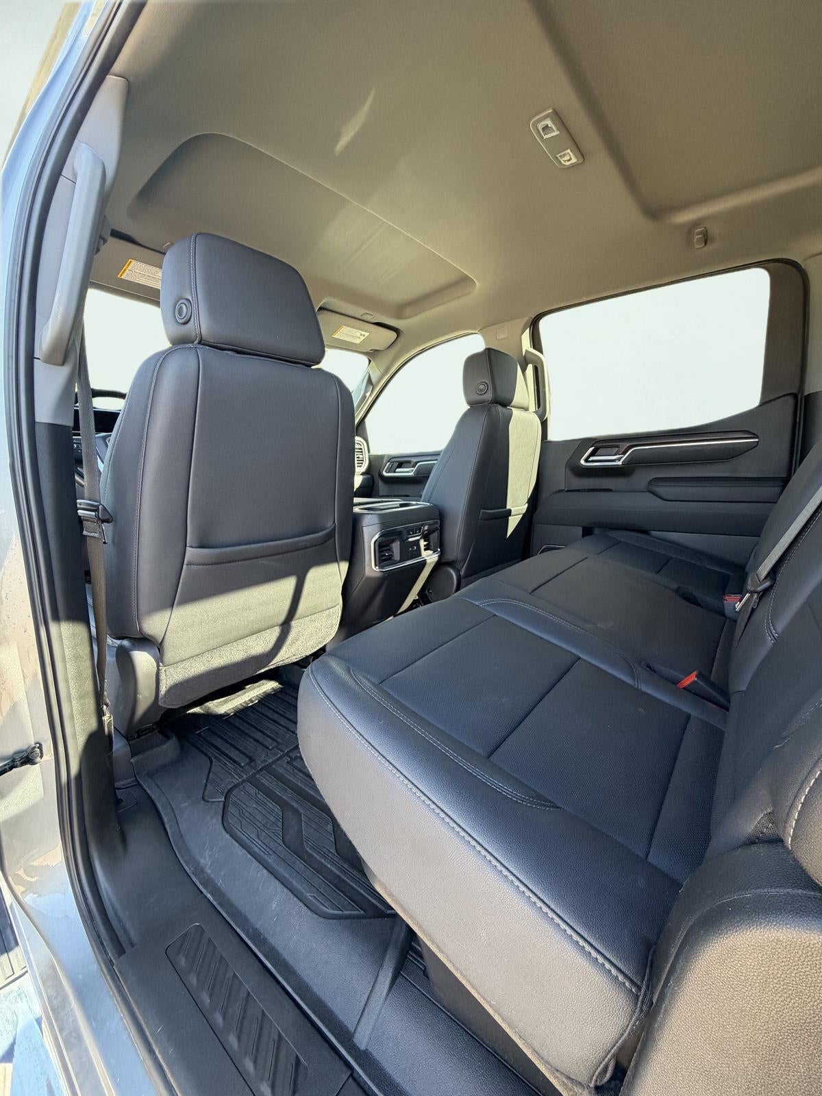 2025 GMC Sierra 1500 4WD Crew Cab Short Box SLT 13